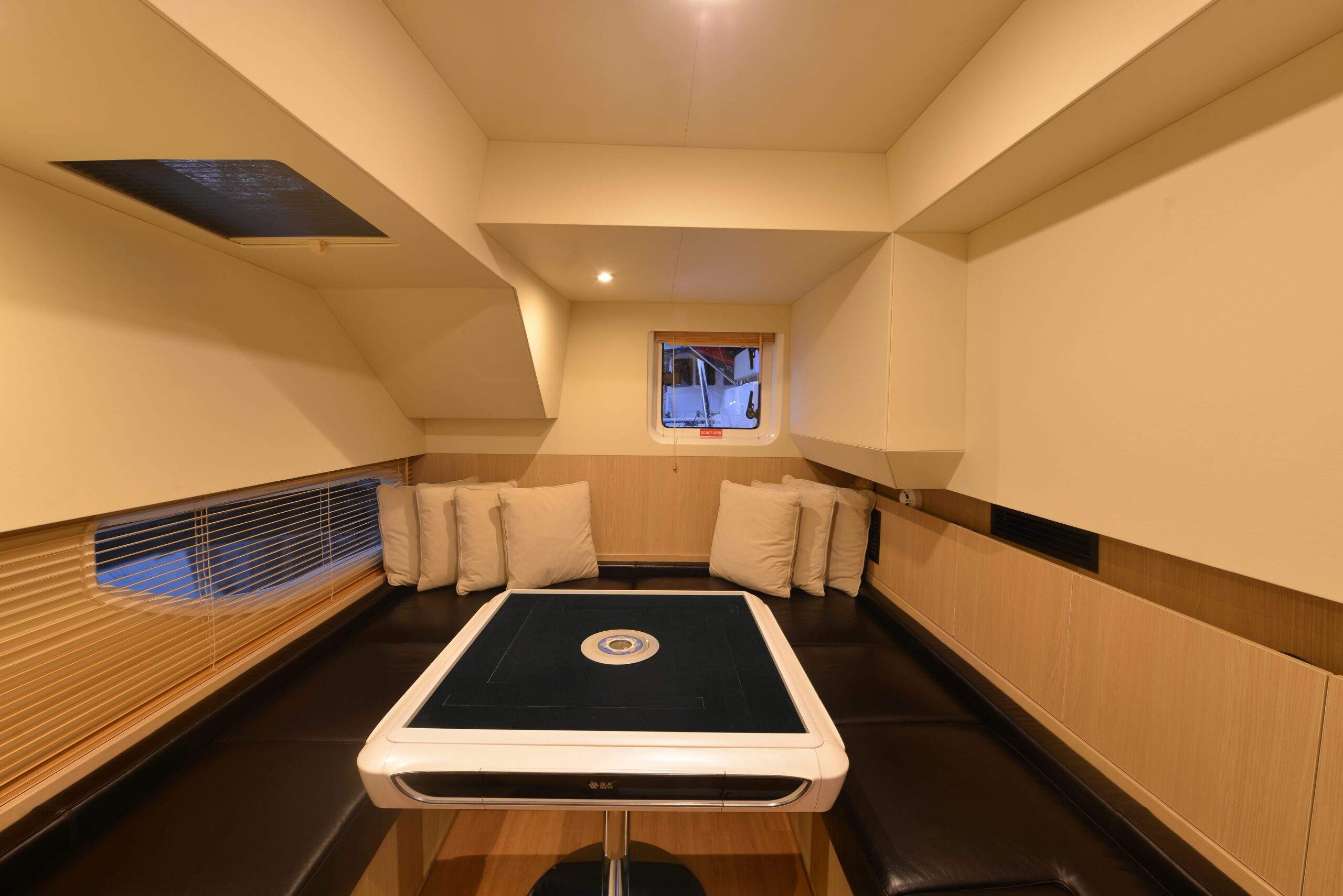 CY - The 2020 Aquila 48 Power Catamaran